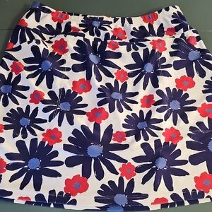 B SKINZ Blue/Red Floral Mini Skort. Huge Pockets. Small
